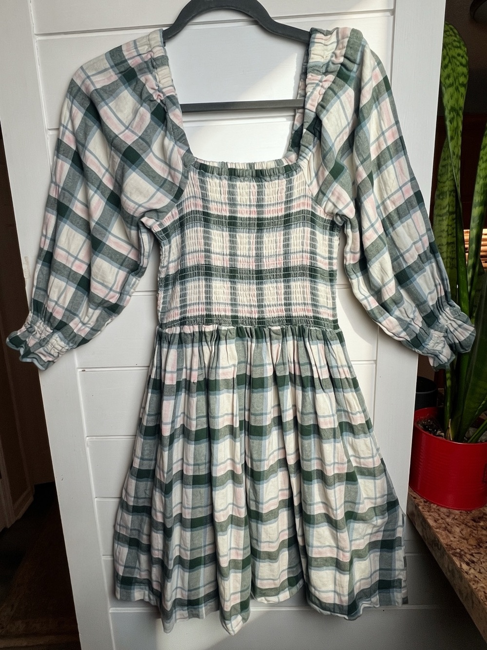 Madewell Lucie Elbow-Sleeve Smocked Mini Dress in Lebaum Plaid